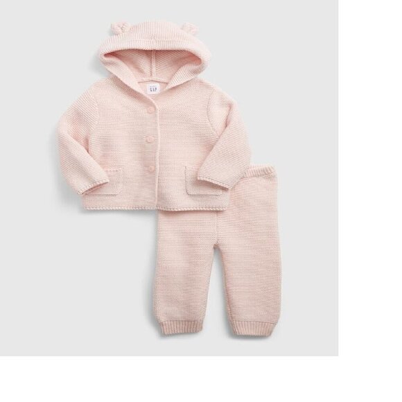 GAP Other - **HOST PICK** ***NWT*** GAP Baby Brannan Bear Sweater Outfit Set Pink 3-6 Months